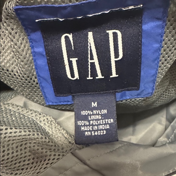 GAP Men's Charcoal Windbreaker 24” pit to pit Gorpcore vintage Dec 2000 size M - Picture 3 of 7